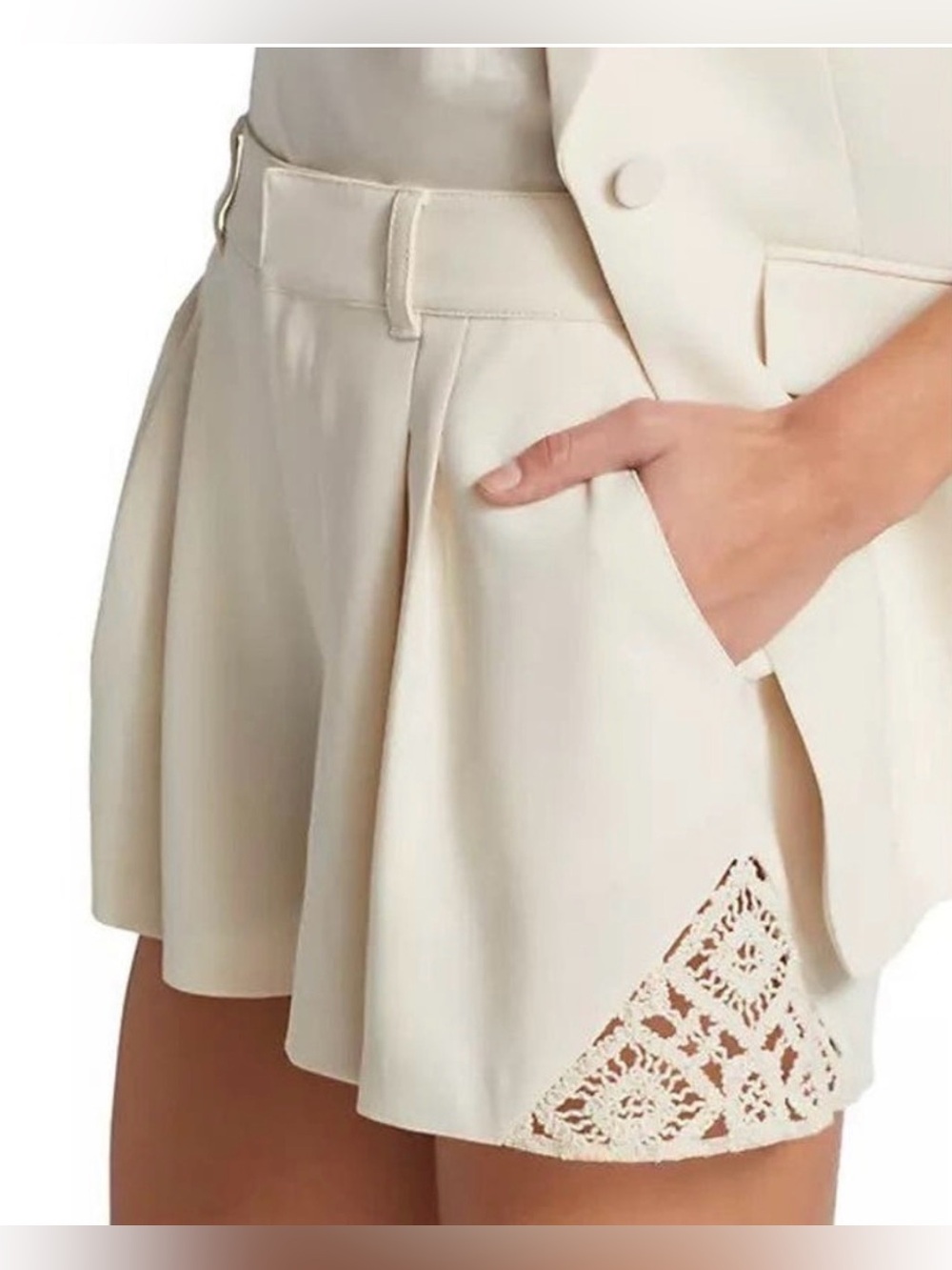 Cinq a Sept Corinna Crochet Lace Shorts Size 8 NWOT